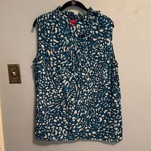 Medina XXL blue & white sleeveless top